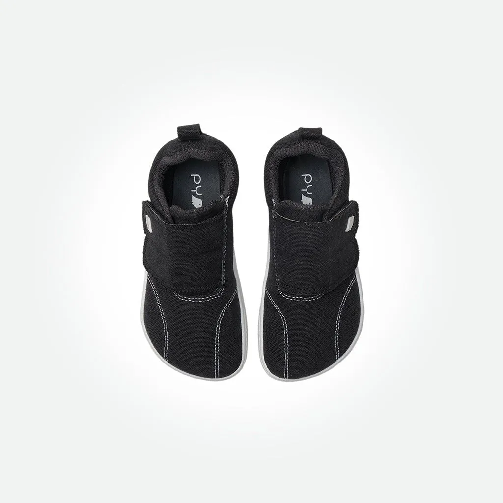 Badii Barefoot Sneakers - Black On White