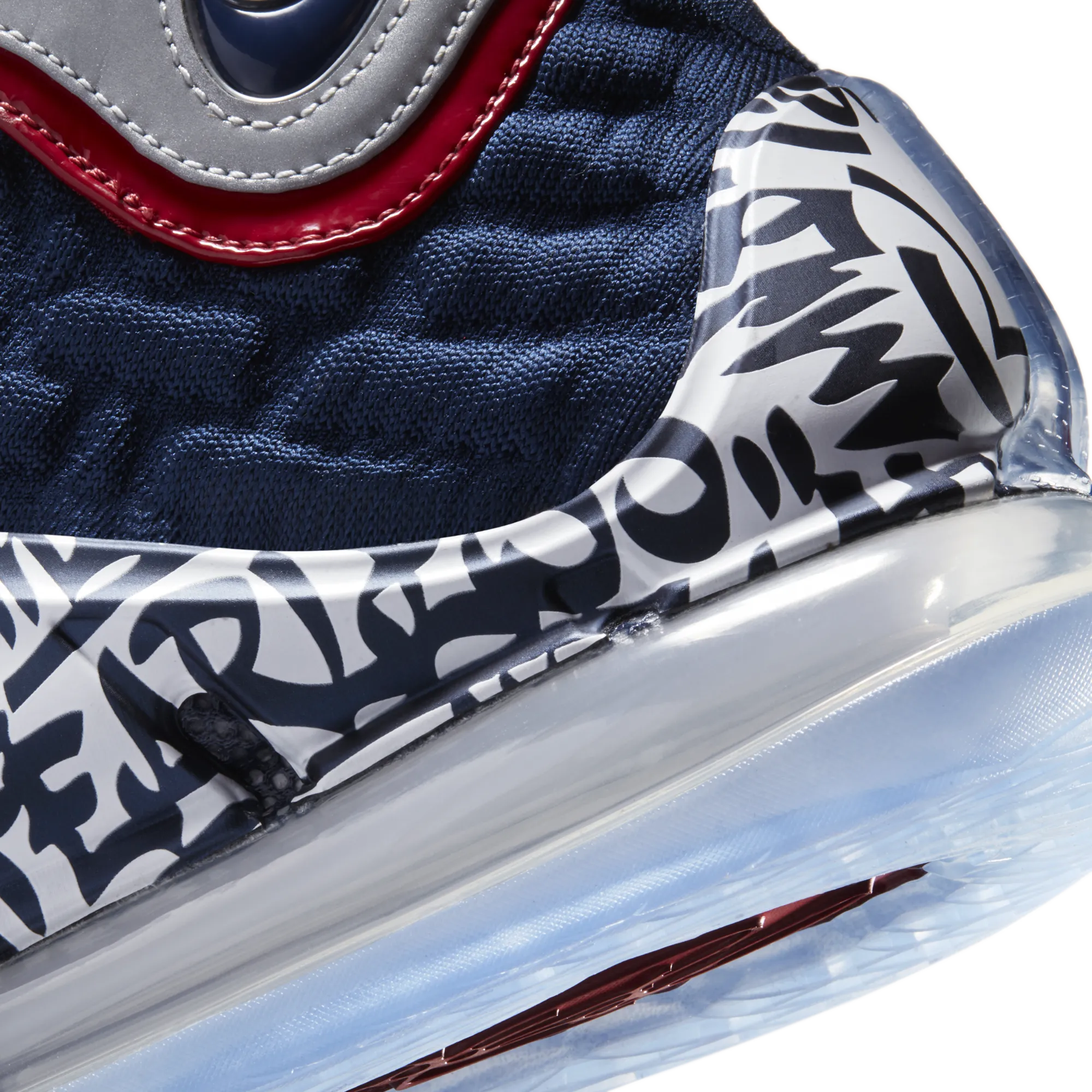 Nike Mens Lebron 17 FP Shoes