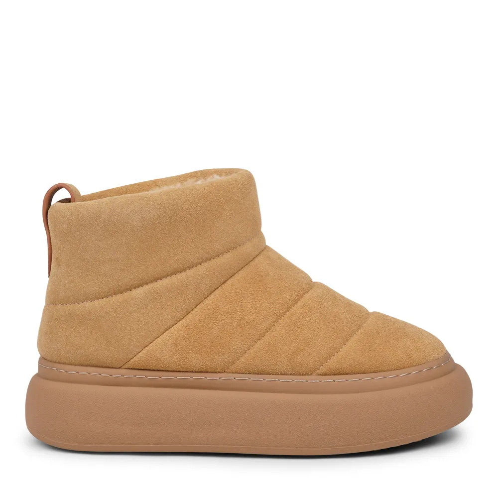 Osura - Soft Suede Boots with Shearling