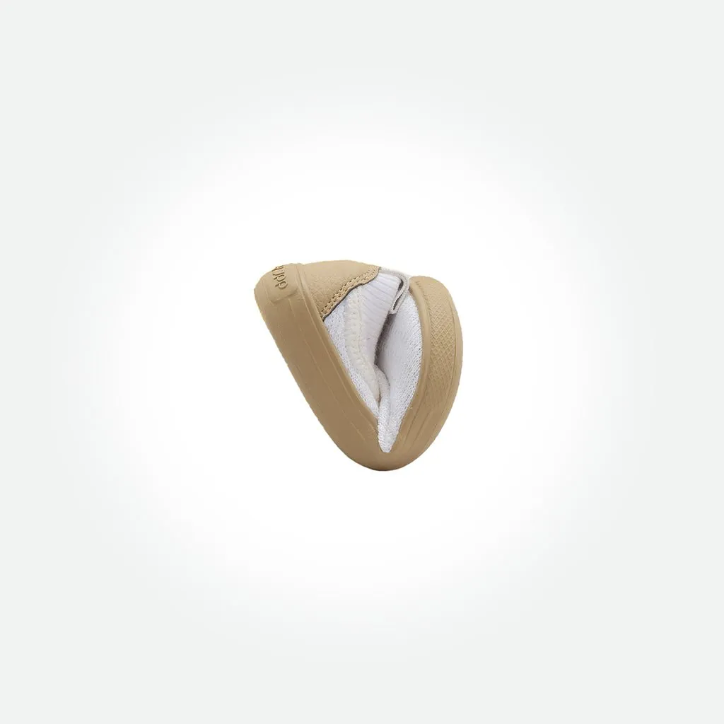 Poro Barefoot Sneakers - White On Beige