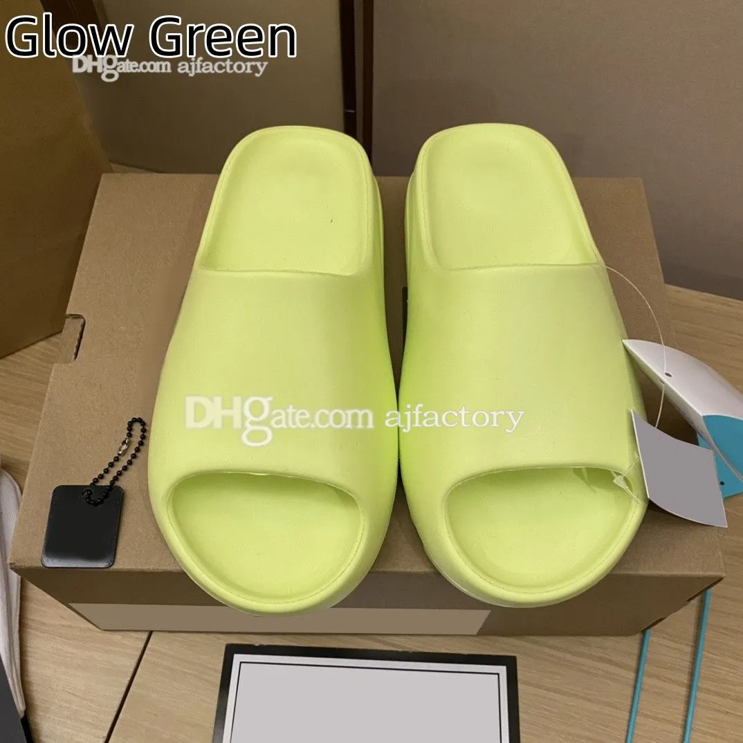 Slippers EVA men woman Comfortable foam runners Sandals Glow Green Soot Onyx Black Bone Blue Resin Desert Sand Pure slides mens slide