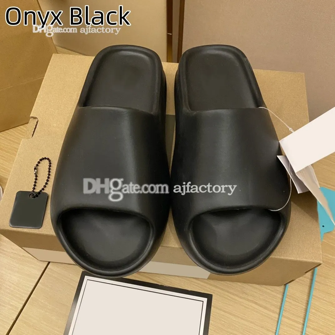 Slippers EVA men woman Comfortable foam runners Sandals Glow Green Soot Onyx Black Bone Blue Resin Desert Sand Pure slides mens slide