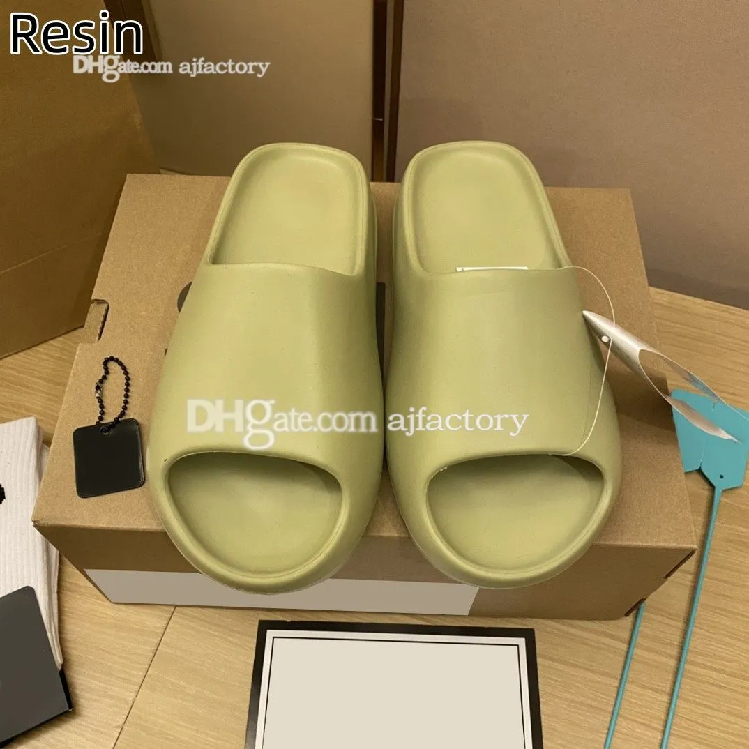 Slippers EVA men woman Comfortable foam runners Sandals Glow Green Soot Onyx Black Bone Blue Resin Desert Sand Pure slides mens slide
