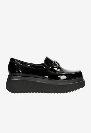 Wojas Black Leather Wedge Loafers with Silver Chain | 4619031